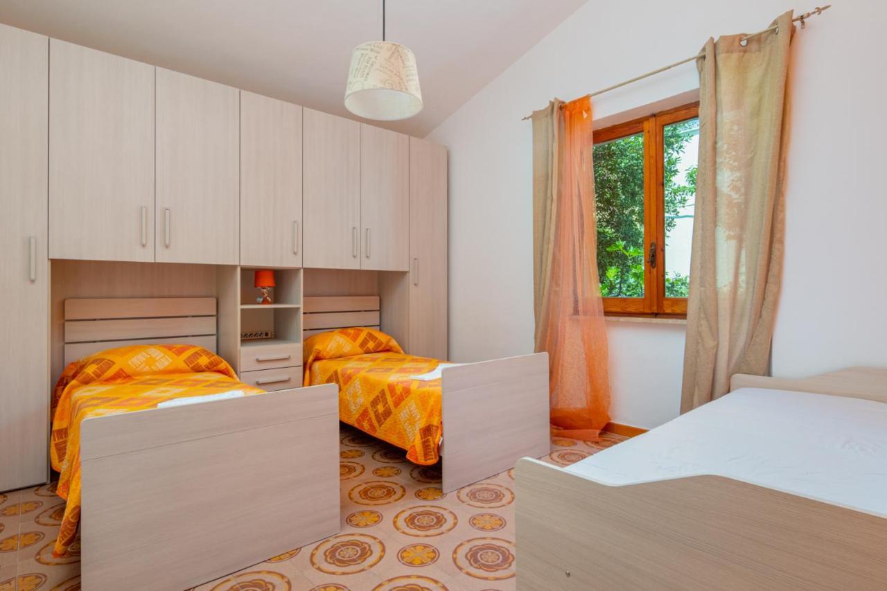 Appartement Il Marinaio E Il Nostromo à Cala Gonone Extérieur photo
